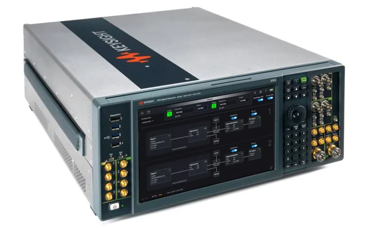 Векторный генератор СВЧ-сигналов VXG Keysight M9384B